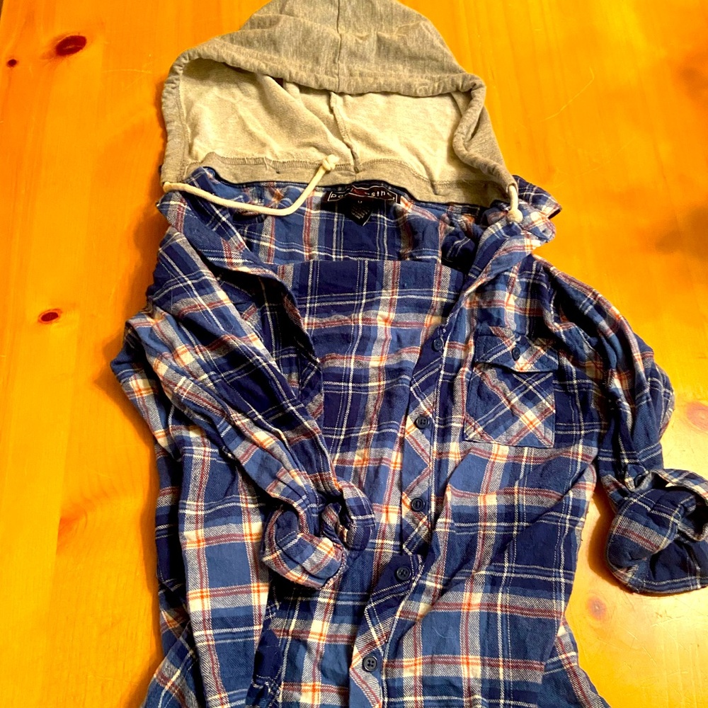 HOODED FLANNEL